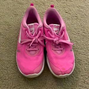 Nike Women’s Flex Experience 8 Sneakers, size 7, pink